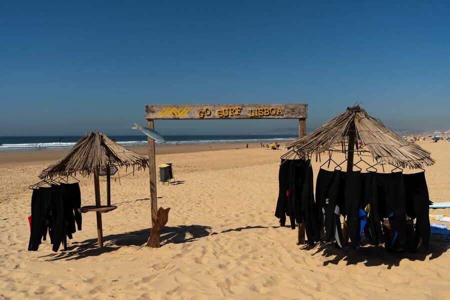 Lisbon: The Surf Instructor - surf lessons with transfer - A few practical ways to make the session better