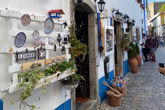 Lisbon to Fatima/Batalha/Nazare & Obidos guided tour 8pax group - Batalha and Portugal’s late Gothic style