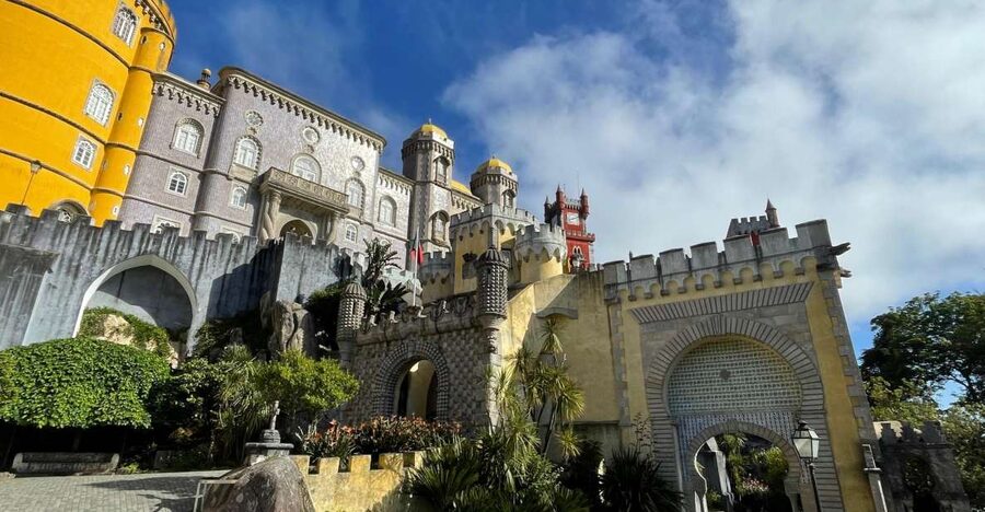 Lisbon: Tour to Sintra, Cabo da Roca and Cascais - Why this day works from Lisbon