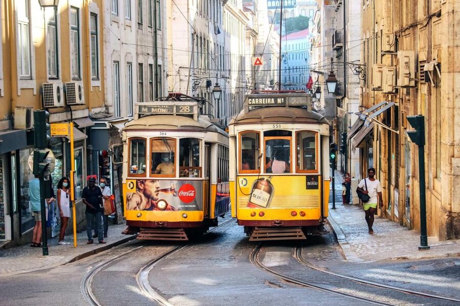 Lisbon: Tram 28 Entry Ticket & Audio Guide with 24-Hour Pass - The audio guide and how to prepare