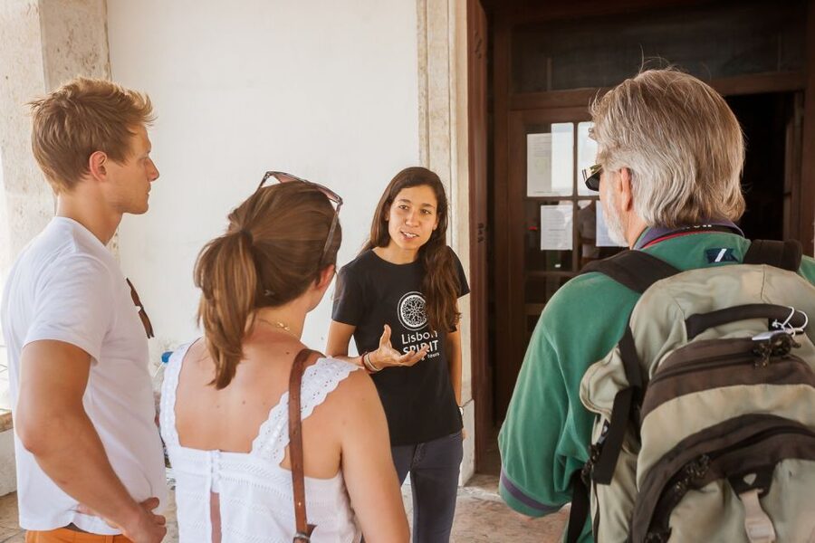 Lisbon Tram No. 28 Ride & Walking Tour - Fado, cafés, and the sound of Alfama