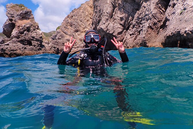 Lisbon: Try Scuba Diving in Arrabida Marine Reserve with photos - The boat tour and underwater session