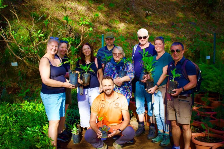 Madeira: Arieiro, Santana, Ponta de São Lourenço Jeep Tour - Guides make the difference