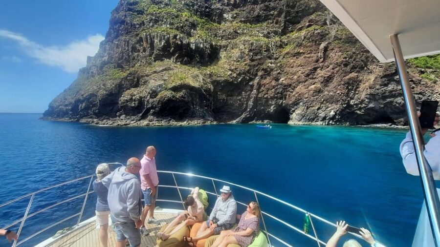 Madeira: Boat Trip with Lunch, Drinks, and Hotel Transfer - Watching Madeira’s coast from the water