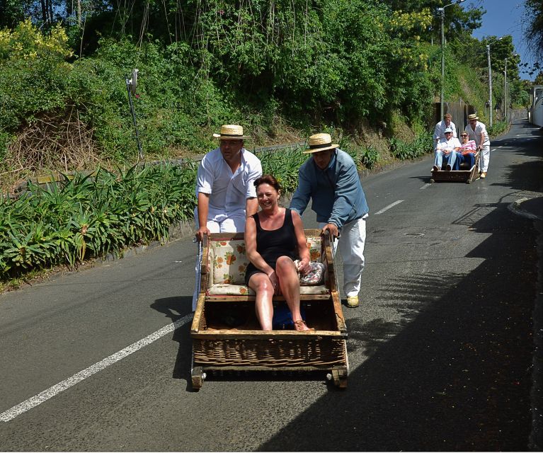 Madeira: Customized 3, 4 or 6-Hour Tour - Monte Palace offers a full garden visit