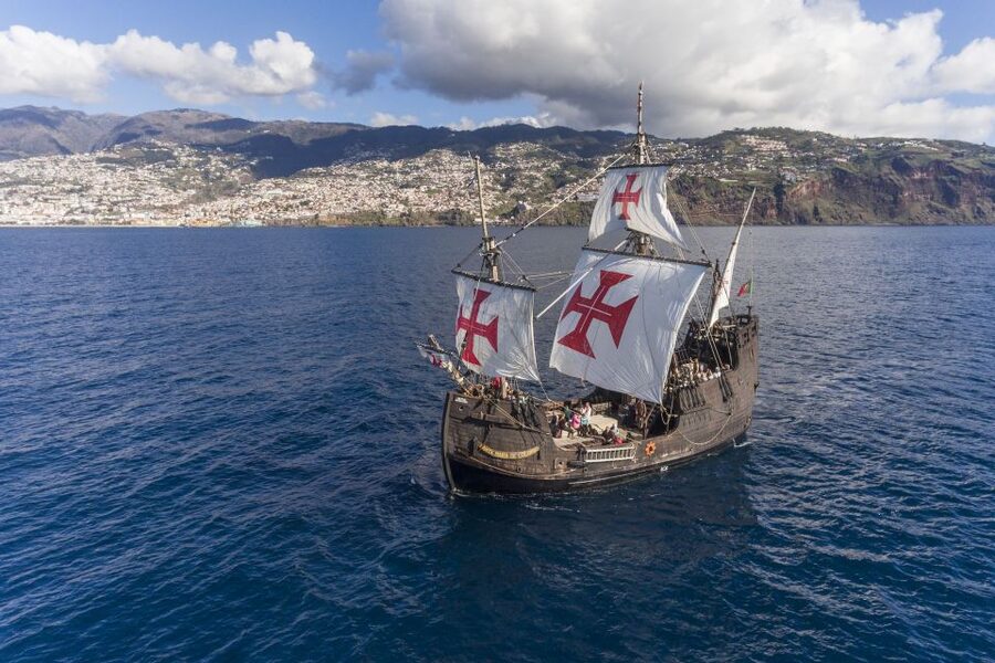 Madeira: Flag Ship Tour aboard Santa Maria de Colombo - Leaving Funchal for Cabo Girão