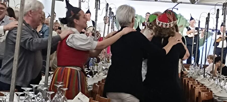 Madeira: Folk Dancing Show and Traditional Local Dinner - A social evening, not a quiet restaurant reservation