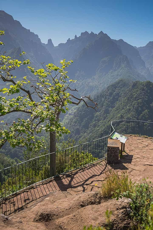 Madeira Funchal:East Tour Pico Arieiro & Santana&Laurissilva - Ribeiro Frio and the Balcões levada walk