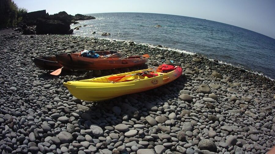 Madeira: Garajau Nature Reserve Kayak and Snorkel Tour - What the guides add to the experience