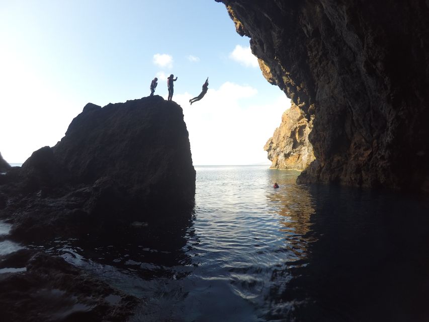 Madeira: Half-Day Coasteering Tour - Starting at Baia d’Abra near Caniçal