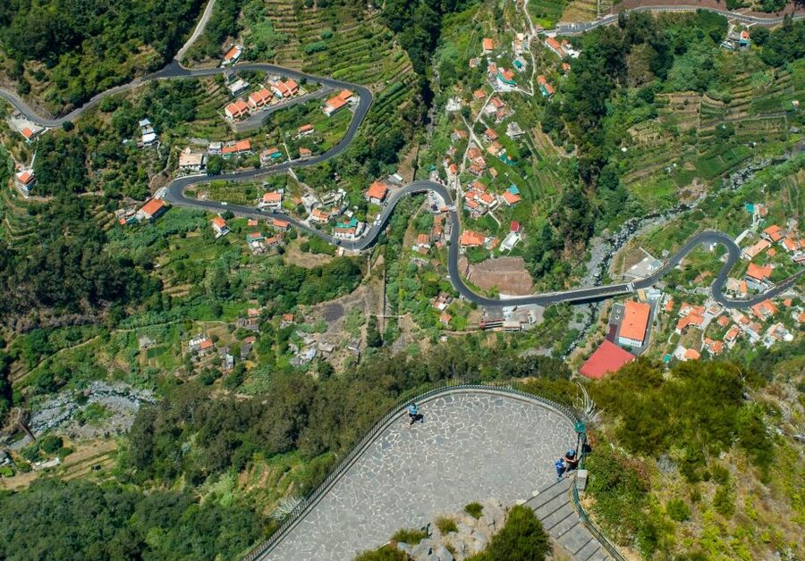 Madeira : Nun's Valleys and Pico Areeiro 4X4 Tour - Reaching 1,818 meters at Pico Areeiro