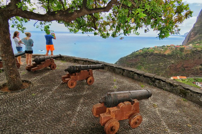 Madeira Peaks - Open 4X4 Full-Day Tour - Faial viewpoints and the northern interior