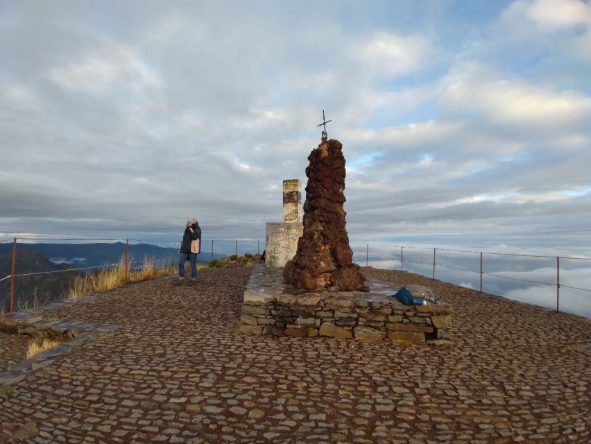 Madeira: Pico Ruivo Guided Sunrise Hike with Hotel Pickup - Walking uphill beneath Madeira’s stars