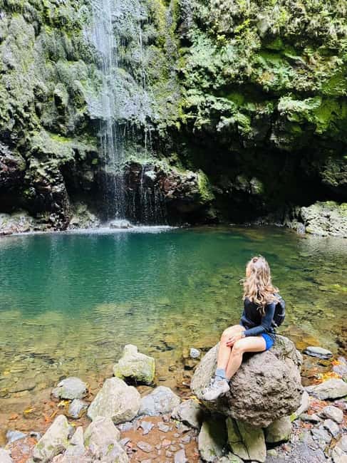 Madeira: PR 9 - Levada do Caldeirão Verde Hike Transfer - What to pack for PR9