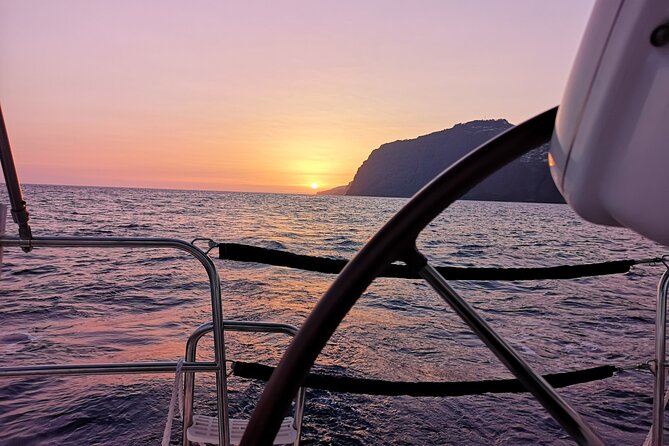 Madeira Private Sunset Boat Tour from Funchal - Câmara de Lobos, seen from the sea