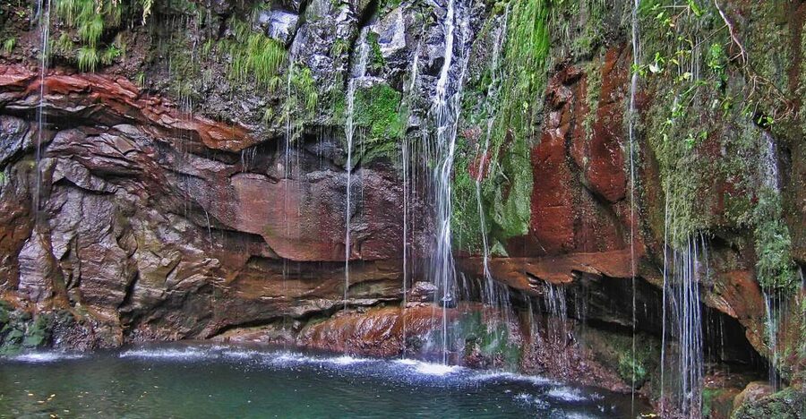 Madeira Walks - Rabaçal and the 25 Fountains - The morning pickup and the road to Rabaçal