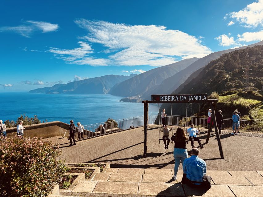 Madeira: Western Madeira Guided Trip & Fanal Mystic Forest - Câmara de Lobos and the taste of Poncha