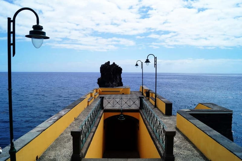 Madeira: Wet your hair in the amazing Levada Nova / Moinhos - Heights, railings, and trail conditions