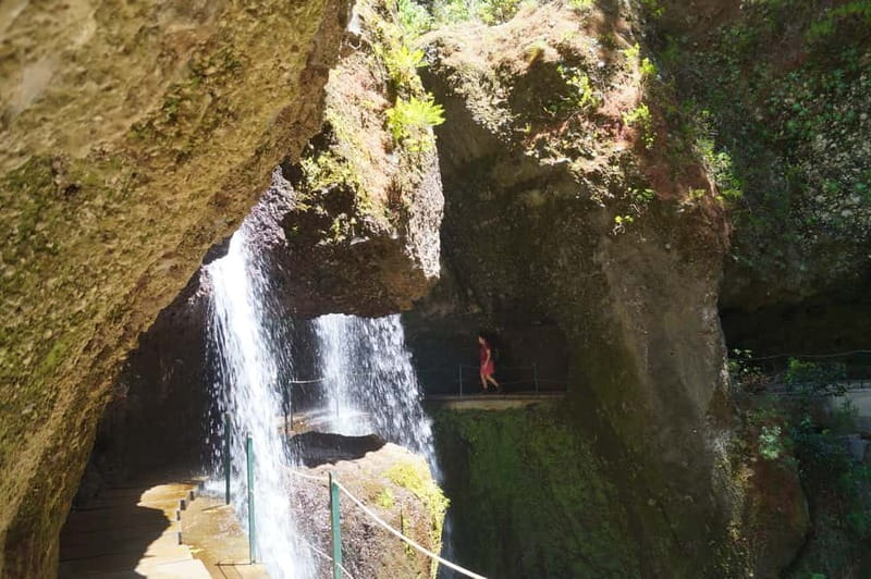 Madeira: Wet your hair in the amazing Levada Nova / Moinhos - Who will enjoy this Madeira day out