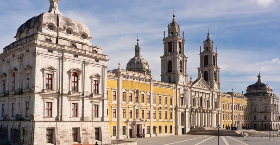 Mafra: National Palace of Mafra Entry Ticket - Starting at the basilica entrance