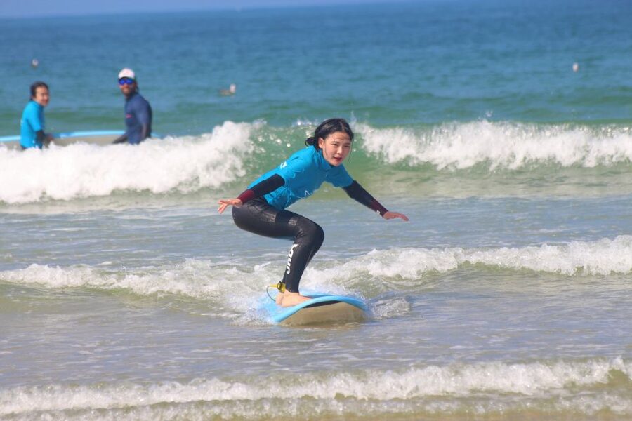 Matosinhos: Surfing Lesson with Equipment - From sand practice to your first wave