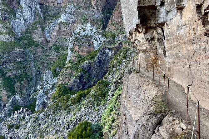 Morning Transfer To Pico Do Arieiro, Hike To Pico Ruivo & Return From Teixeira - Pico Ruivo at 1,862 meters