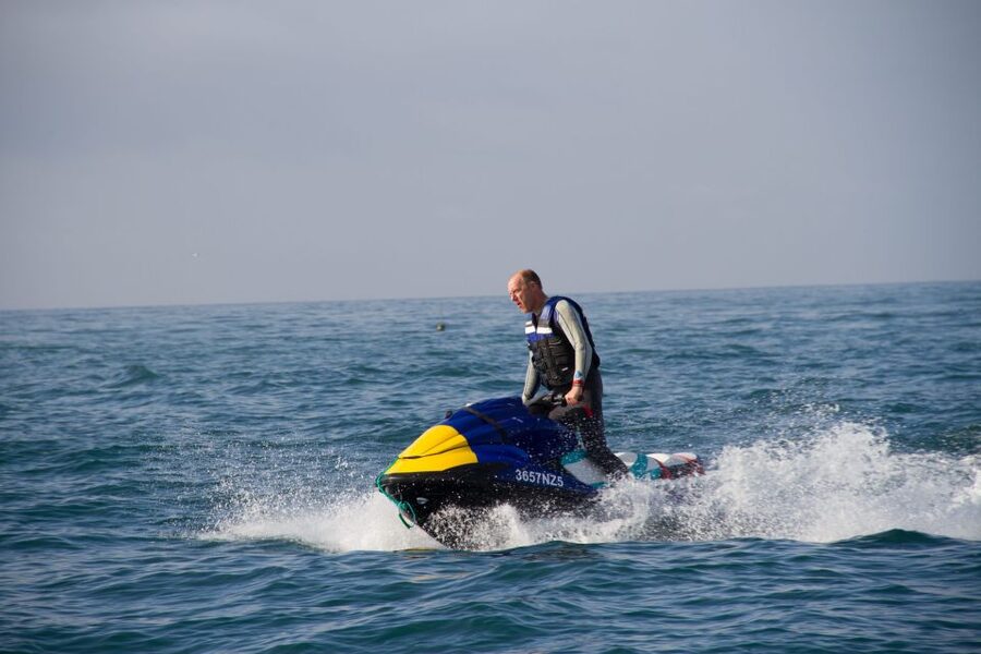 Nazaré: Jet Ski Rental - Seeing Nazaré from beaches to open water