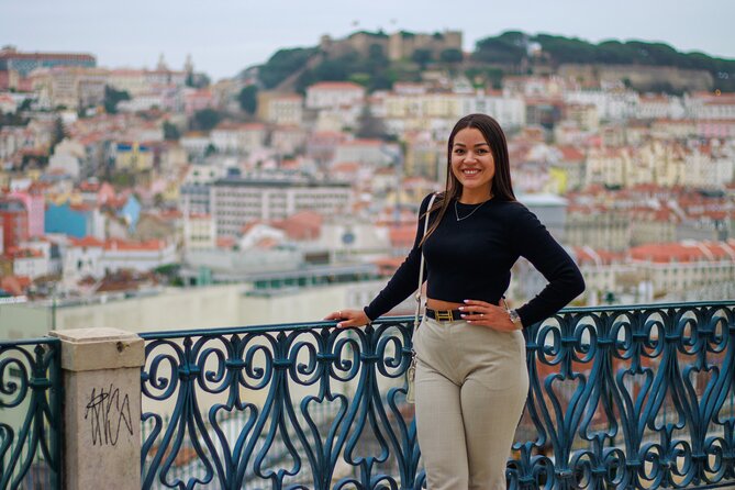 Photoshoot with a Local Professional Photographer in Lisbon - How Ruben works with different groups
