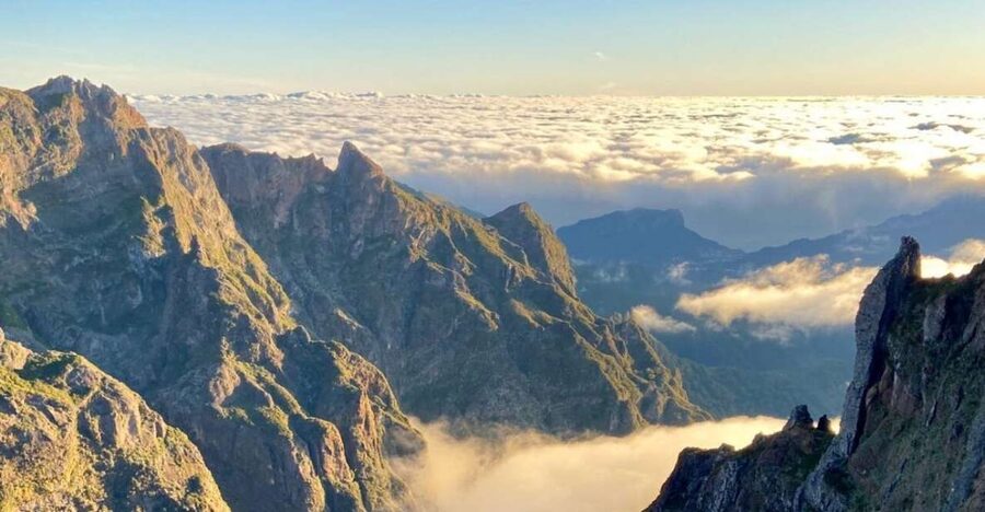 Pico Do Arieiro Pico Ruivo Sunrise or Morning Hike Transfers - Why this Pico do Arieiro transfer works well