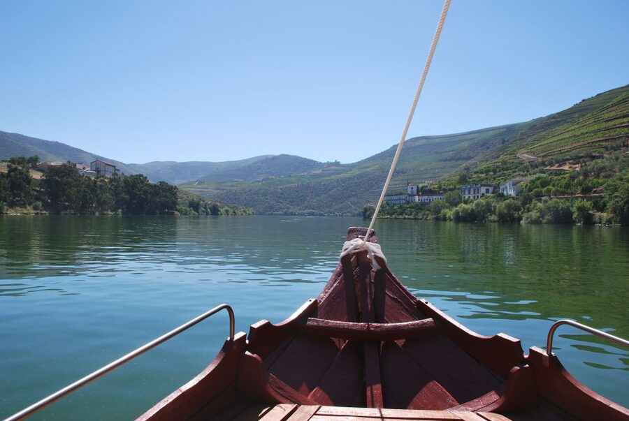 Pinhão: 2-Hour Rabelo Boat Tour with Audio Guide - Why this Douro cruise is worth your time