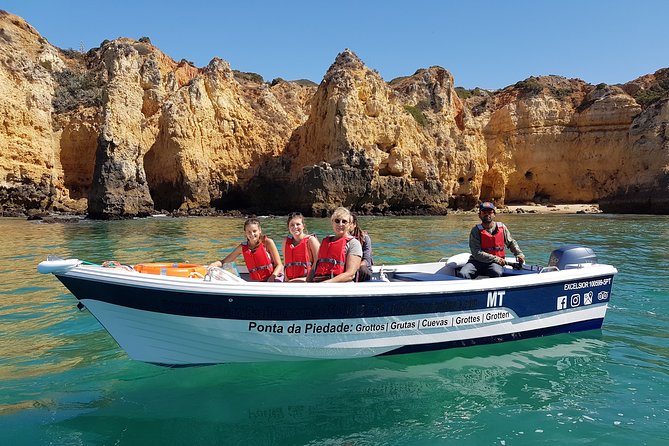Ponta da Piedade Coastal Tour in Lagos, Algarve - Why Ponta da Piedade works best from a boat