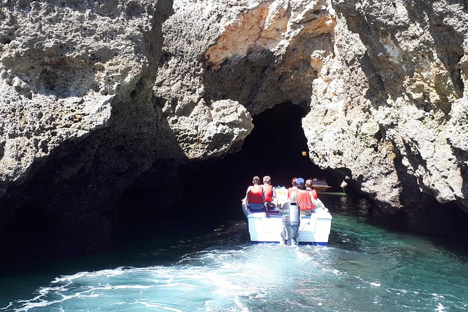 Ponta da Piedade Grotto Tour in Lagos, Algarve - Picking the best time and preparing for the sea