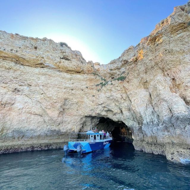 Ponta da Piedade: Half-Day Cruise with Lunch from Lagos - A sheltered bay and the Atlantic swim