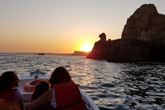 Ponta da Piedade Sunset Tour in Lagos, Algarve - Why Ponta da Piedade looks best from a boat