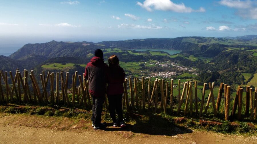 Ponta Delgada: Hidden Gems of São Miguel Full-Day Van Tour - What the guides add to the day