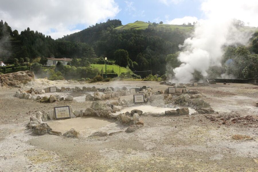 Ponta Delgada: Private Full or Half-Day 4x4 São Miguel Tour - Lagoa do Fogo and the island’s high interior