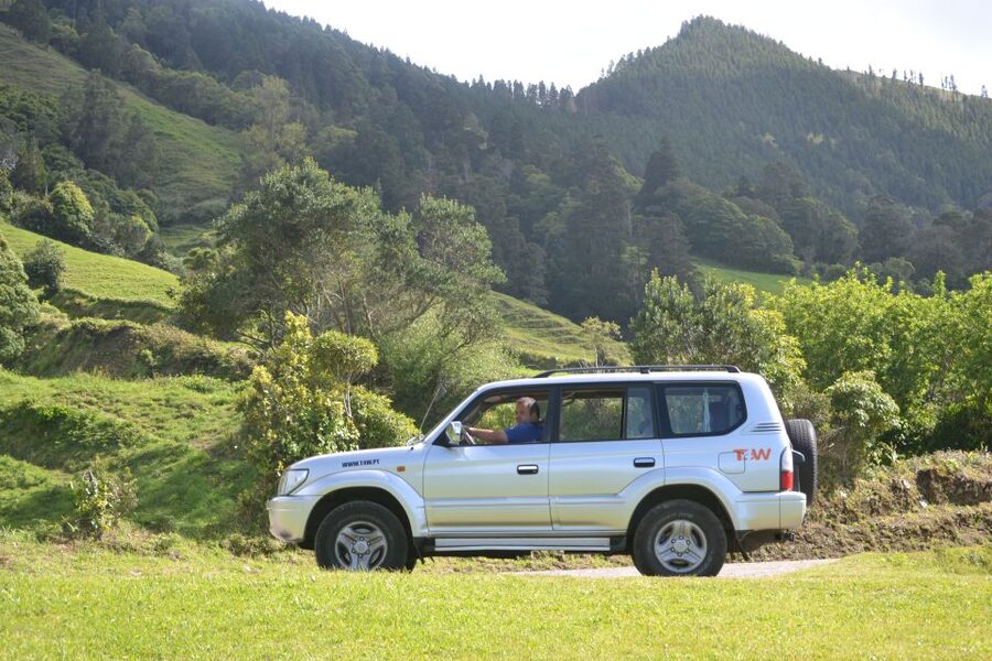 Ponta Delgada: Private Full or Half-Day 4x4 São Miguel Tour - How to plan a half-day or full-day route