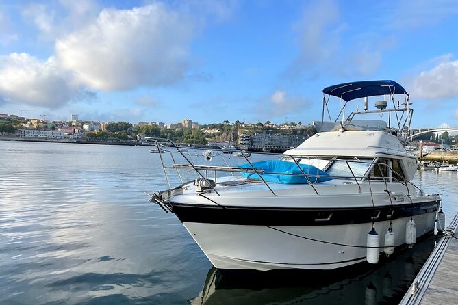 Port : 6 Bridges Cruise With Sunset option & Port wine - Drinks, blankets, and the comfort factor