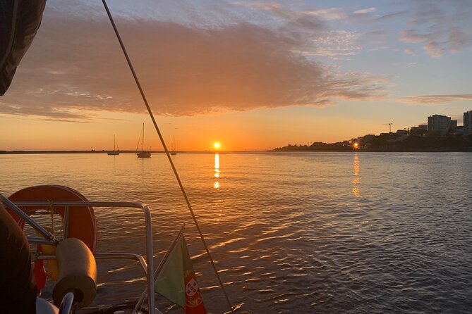 Port : Sail, Sip & Savor : Douro Boat Tour With Wine Tasting - Why sunset departures get the edge