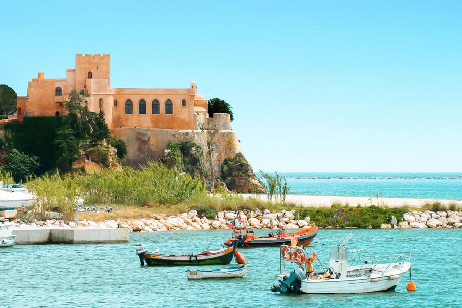 Portimão: Benagil Cave and Praia de Marinha Boat Tour - The boat, seats, and group size