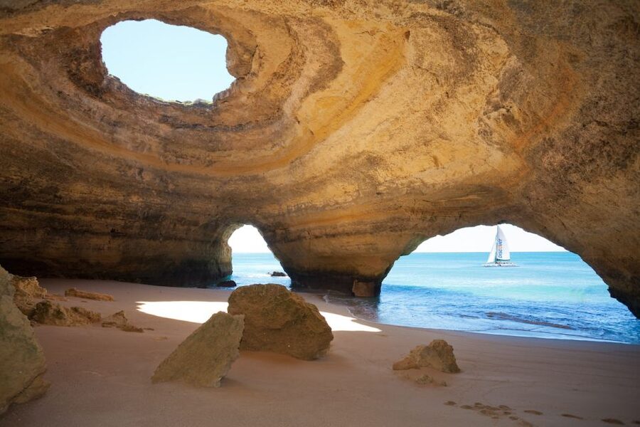 Portimao: Benagil Caves & Coastline Cruise - Seeing Algar de Benagil without entering the cave