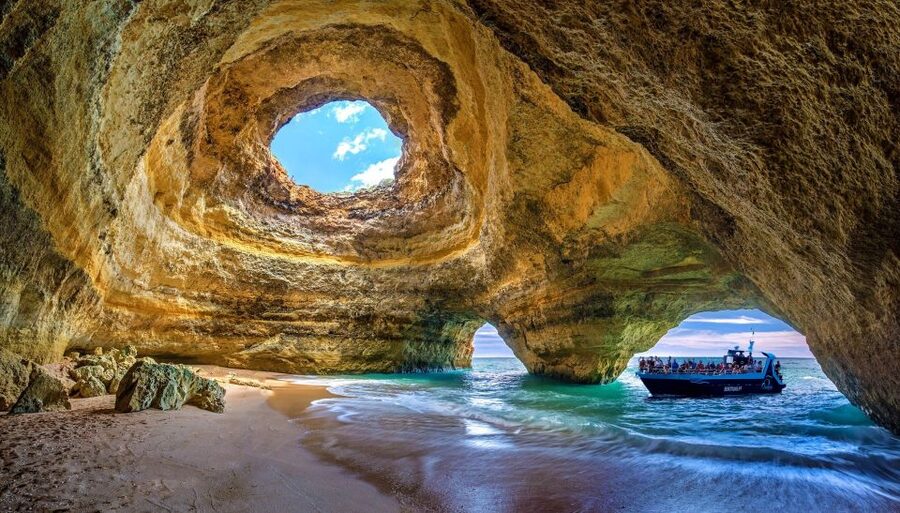 Portimão: Benagil Caves & Dolphins Watching with Biologist - Who Should Book This Portimão Cruise?