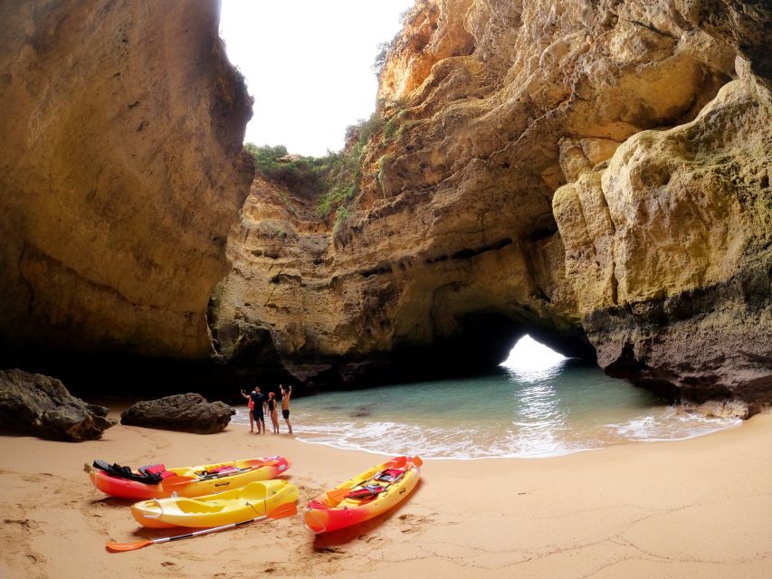 Portimão: Benagil Caves Speedboat and Kayak Guided Tour - The return to Portimão