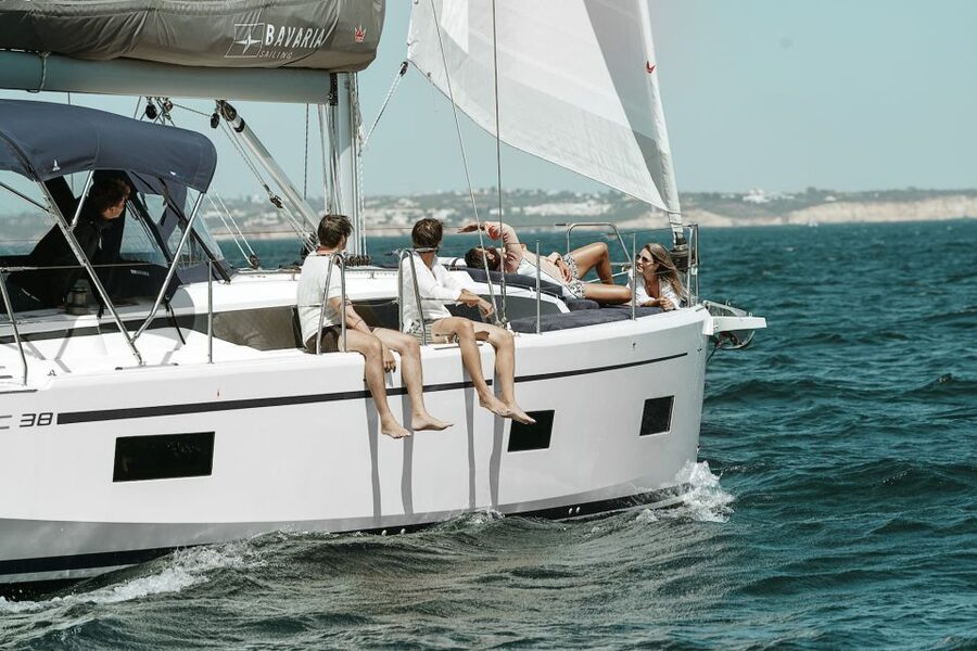 Portimao: Luxury Sail-Yacht Cruise with Sunset Option - What to bring, and what to leave behind