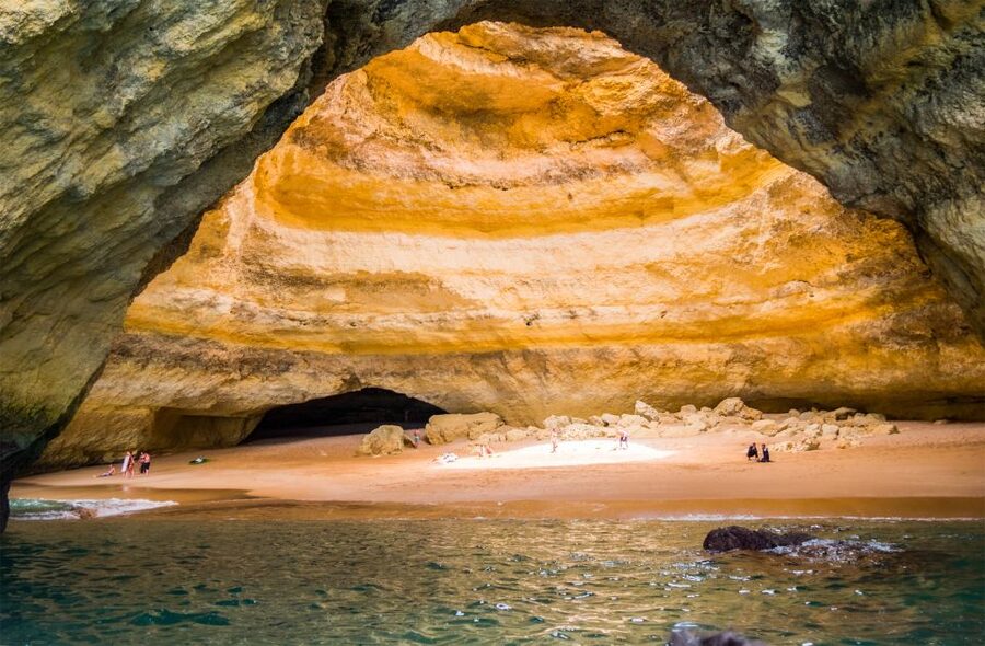 Portimão: Sunset Cruise to Benagil Cave - What happens when the sea is rough