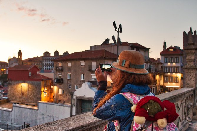 Porto 1/2 Day Walking Photo Tour & Portraits - Largo da Pena Ventosa and Porto’s smaller corners