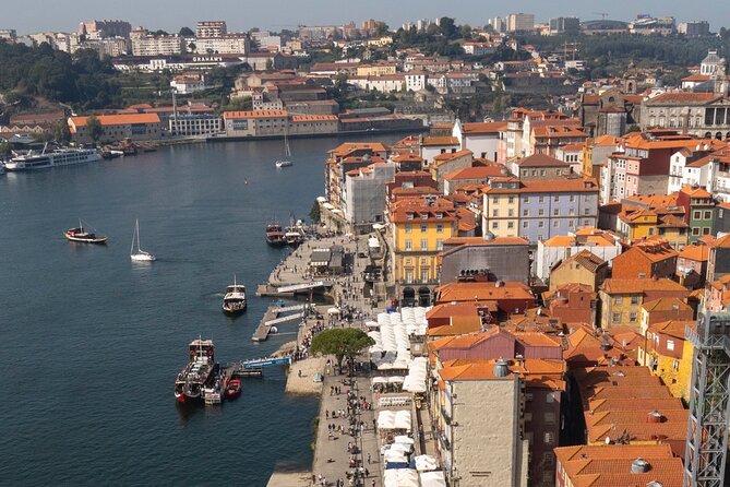 Porto 360°: Helicopter Flight, Guided Walking Tour & River Cruise - Porto Cathedral and the route toward the river