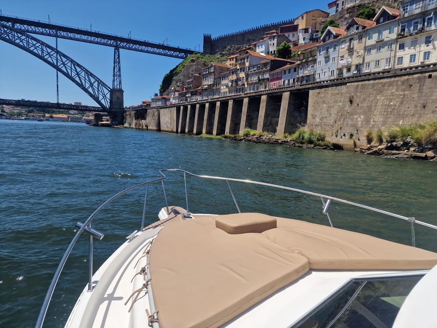 Porto: 6 Bridges Cruise & Port Wine with Sunset Option - Wine, Drinks, Snacks, and Blankets
