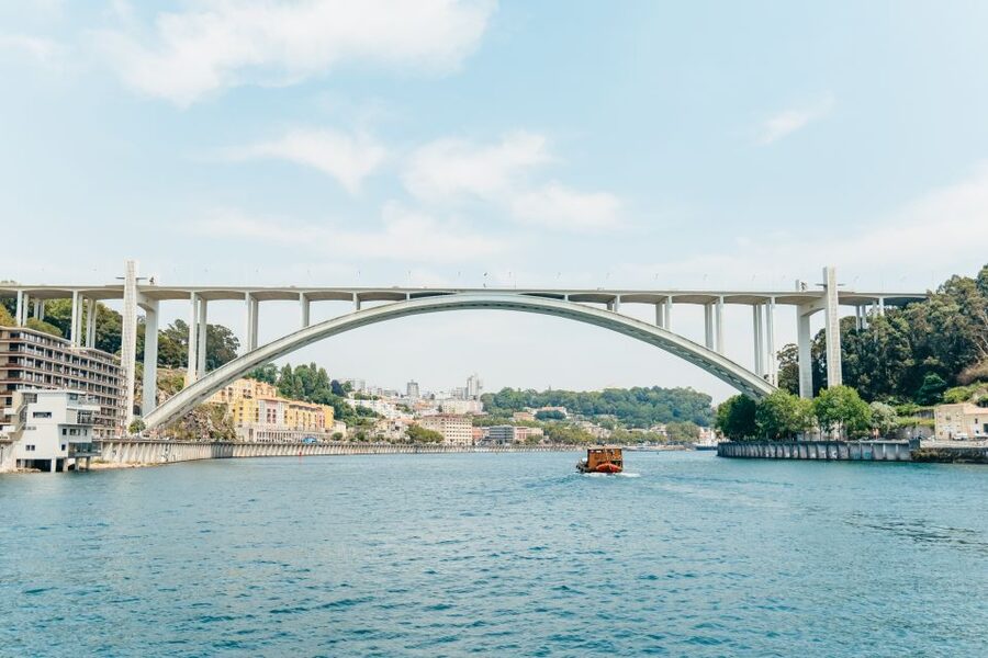 Porto: 6 Bridges Douro River Cruise - The downstream run toward the Douro’s mouth
