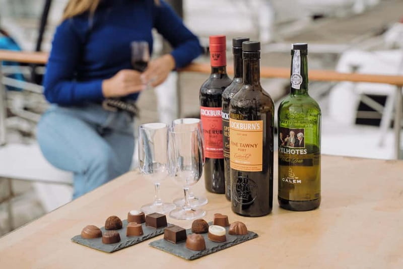 Porto: 6 Bridges Port Wine River Cruise with 4 Tastings - Key points at a glance